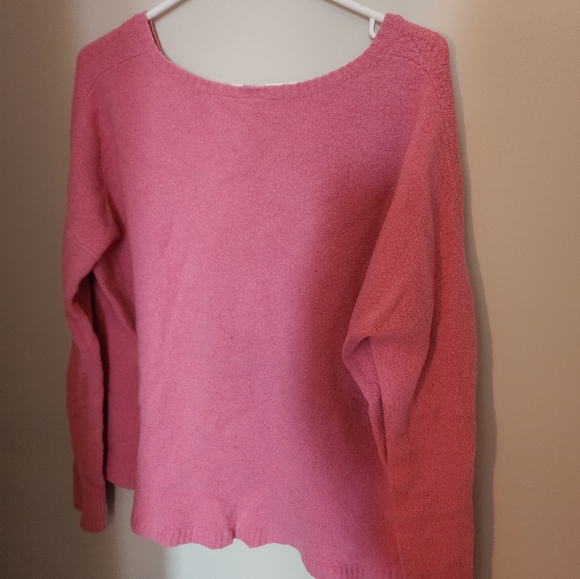 Pink sweater - Picture 2 of 2